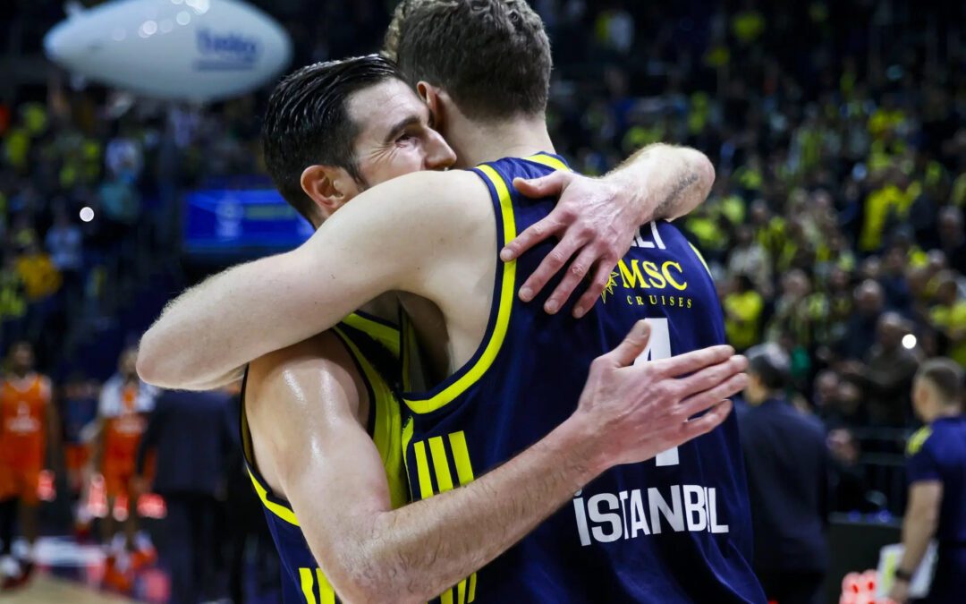 DOSSIER NANDO DE COLO #2 – Les retrouvailles enchantées avec le Fenerbahçe